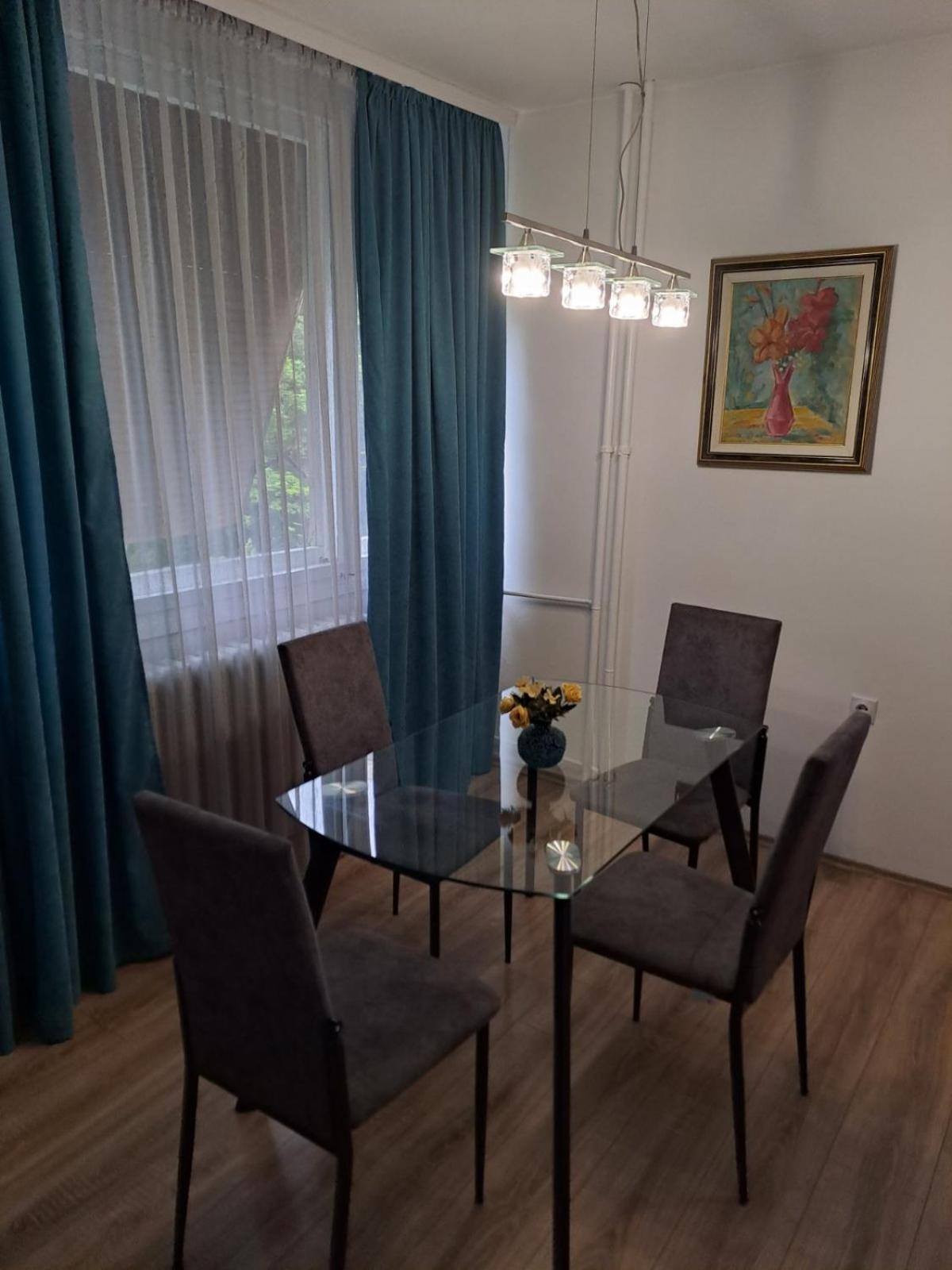 Apartmán Delta 10 Ni Exteriér fotografie
